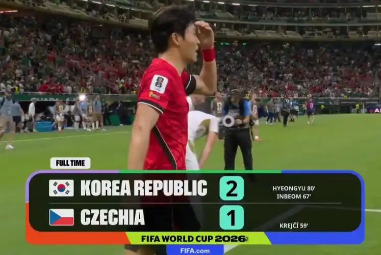 世界杯国脚引爆冬窗：韩国铁腰成转会红人，多豪门竞折腰